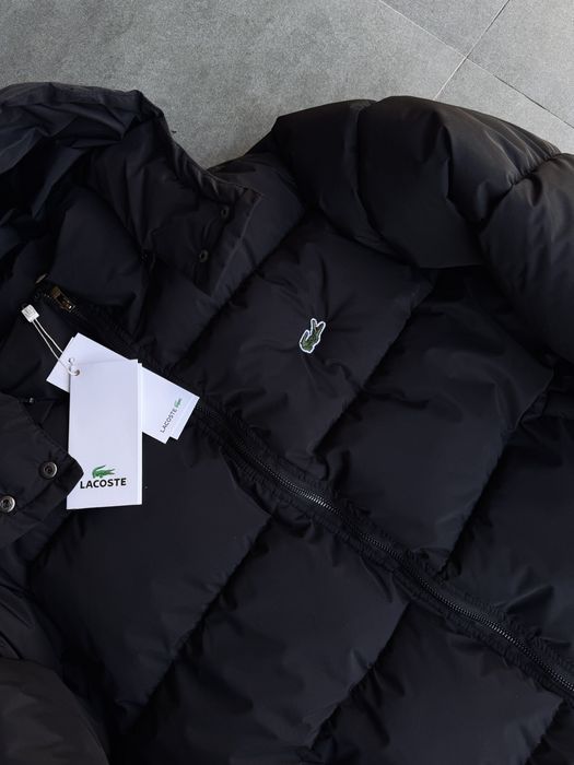 Зимова куртка з капюшоном Lacoste