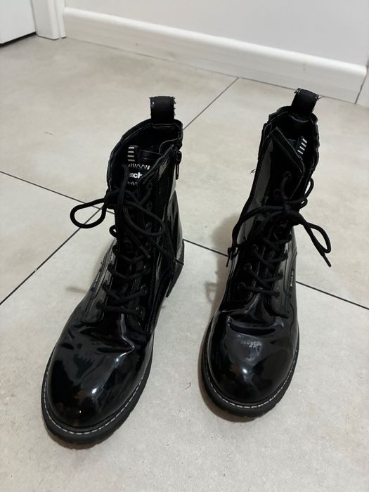 Błyszczące sztyblety Bench 38 czarne