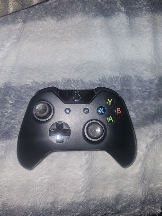 Kontroler / Pad Xbox One czarny (Model 1537)