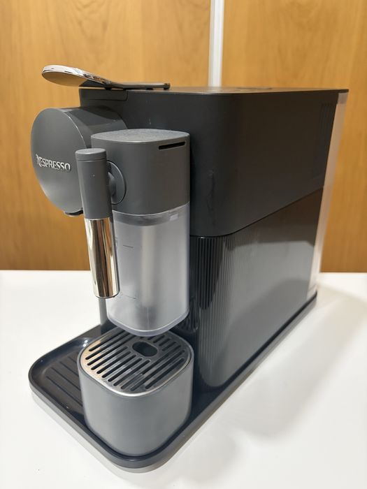 Nespresso delonghi lattissima one