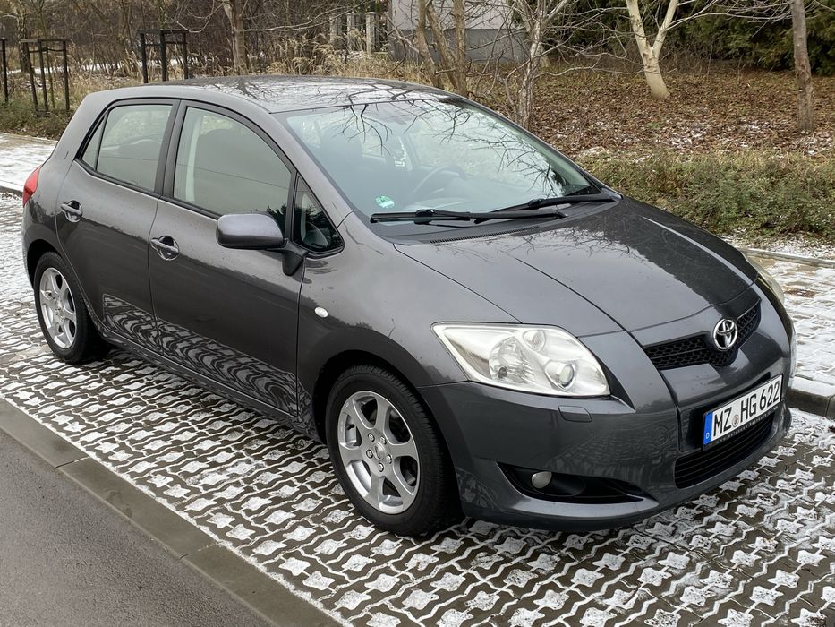 Toyota Auris 2007r 2.0 D4D diesel 124km 4.5/5l on z Niemiec opłacona