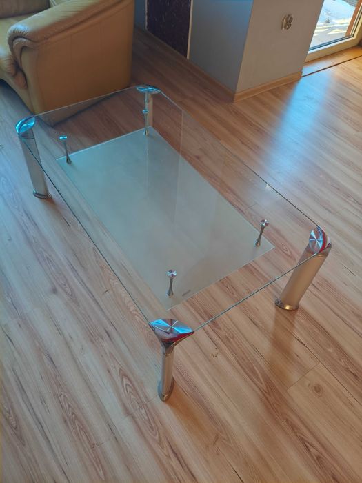 Używany stolik szklany-kawowy