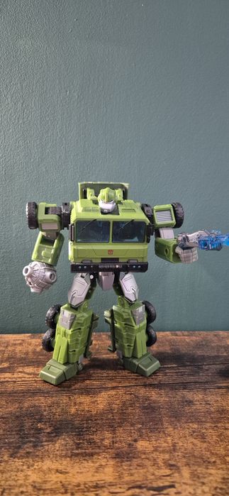 Transformers legacy - Bulkhead