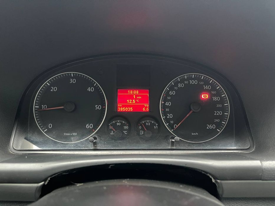 Фольцваген Тоуран