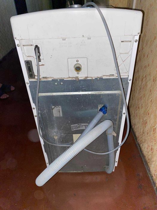 Пральна машинка Whirlpool