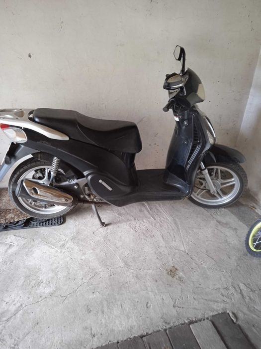 Великий скутер Сф 150