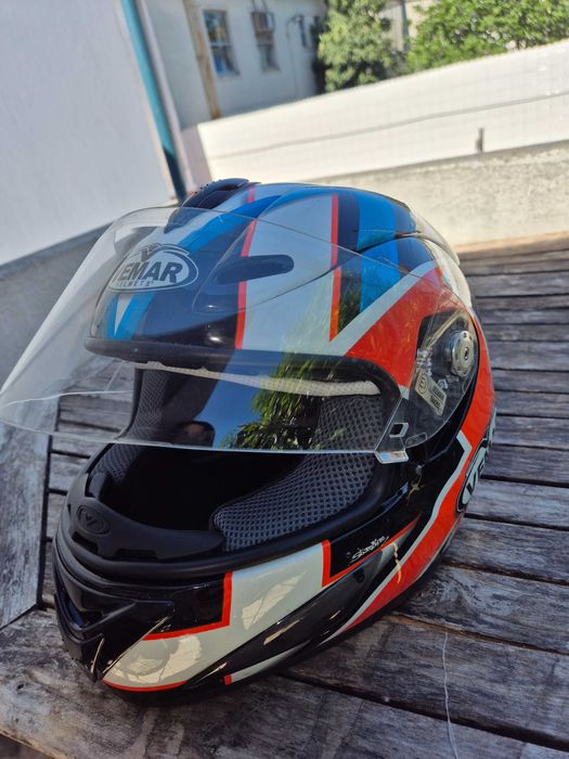 Capacete mota marca Vemar