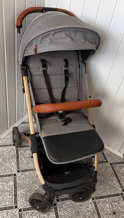 Wózek spacerowy Momi Estella