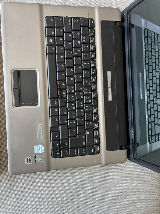 Lote de 2 computadores portáteis HP + Acer para peças