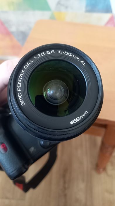 Цифровий фотоапарат  Pentax K-x