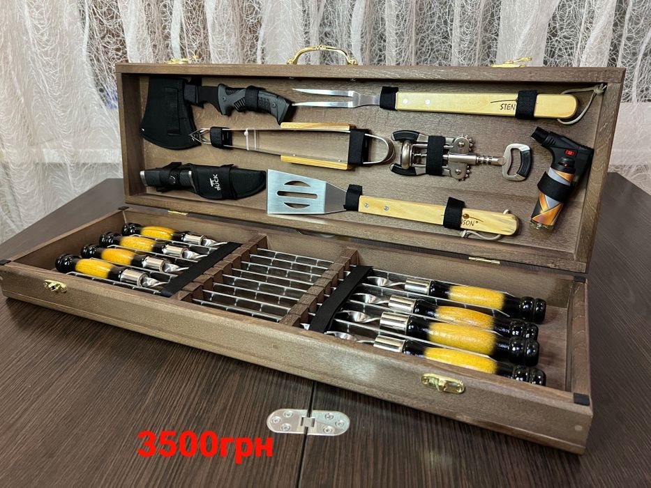 Подарунковий набір шампурів.