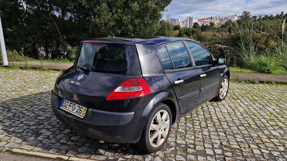 Renault Megane 2 dCi 1.5 (105cv) 250.00kms Versão “Luxe Privilège”