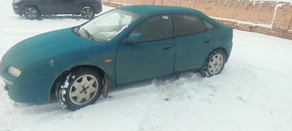 Мазда 323ф 1.5л продам.