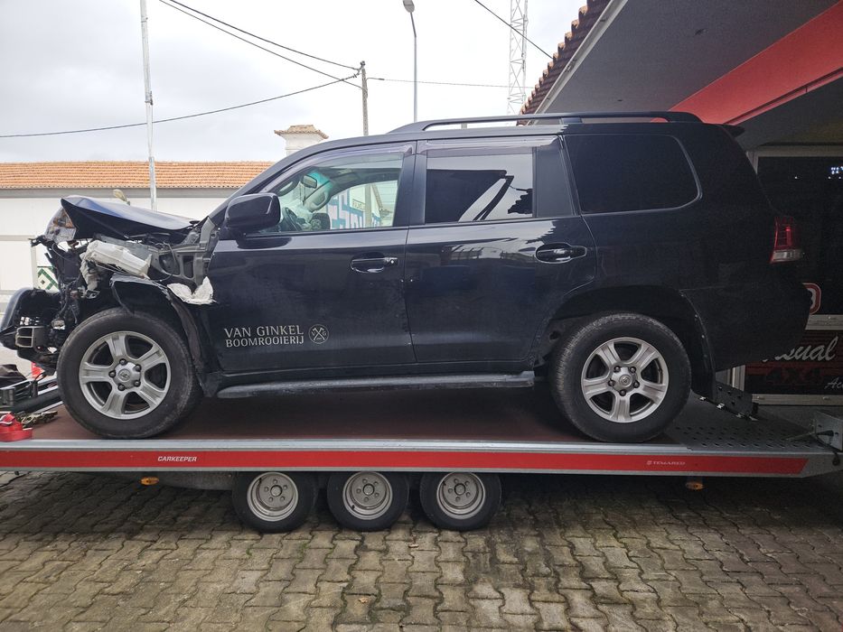 Peças Toyota Land Cruiser VDJ 200 V8