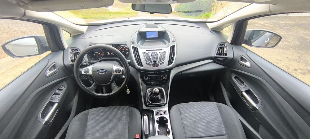 Ford C-Max 1.6 TDCI Titanium Só por telefone