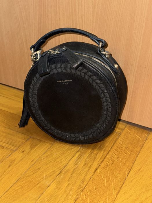 Жіноча сумка кругла David Jones, чорна