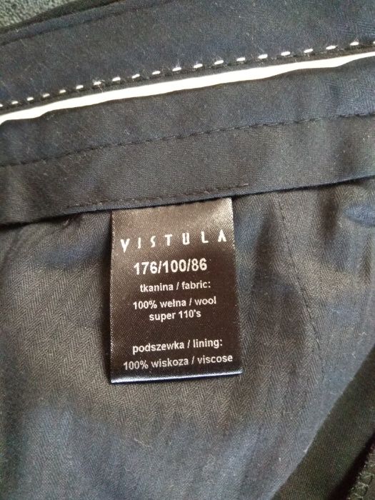 Czarny Smoking Vistula rozmiar 176/100/86