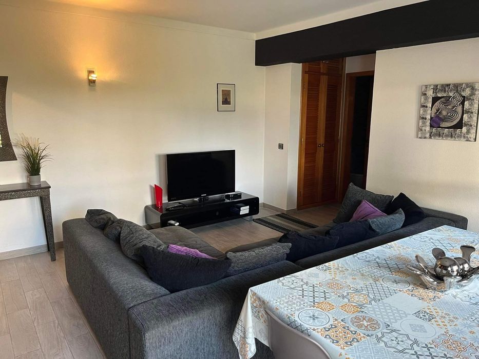 Apartamento T1, em Armação de Pêra, para férias