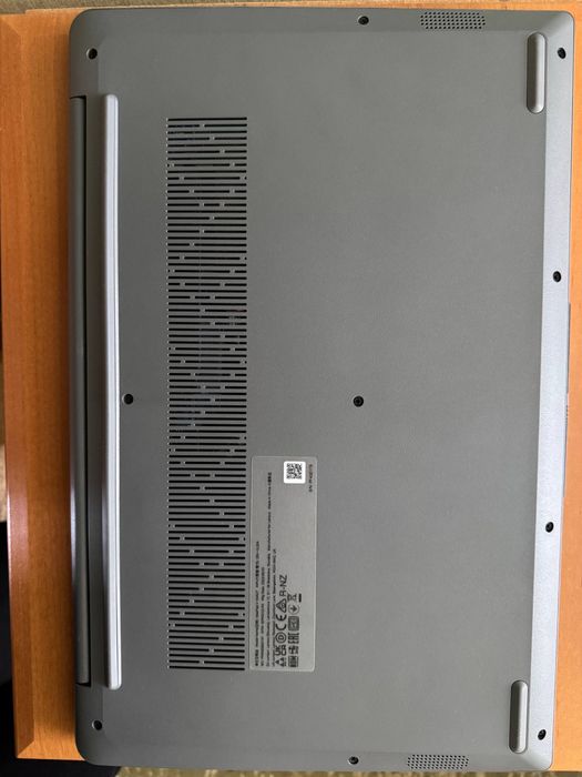 Lenovo IdeaPad 3 15.6 Full HD 15IAU7/intel i5 1235u/16 gb RAM/512 ssd