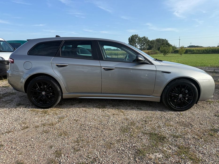 Alfa Romeo 159 2.0 JTDM 170 KM bezwypadkowa sportwagon super stan okazja