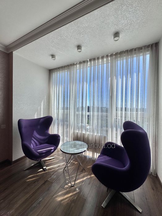 Комиссия 0%, Трехкомнатная квартира 97м2, Михайловский городок, Центр