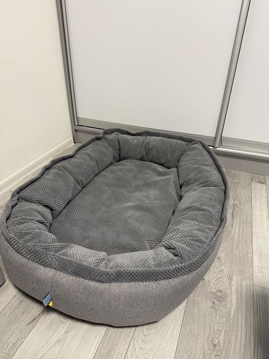 Продам лежанку для собак Harley&Cho