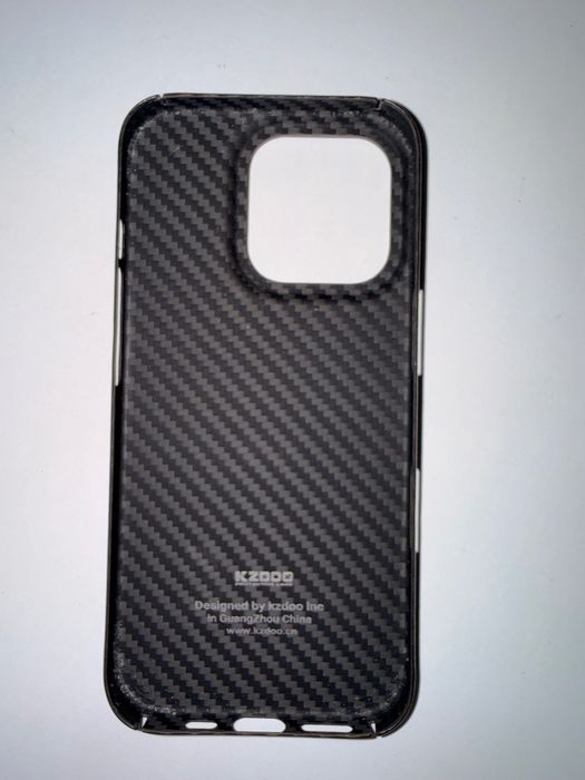 Чехол кевларовый на IPhone 16 pro