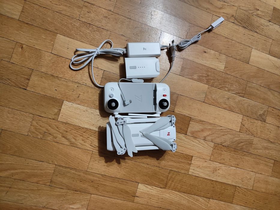Dron Fimi x8se 2020, duży zestaw.
