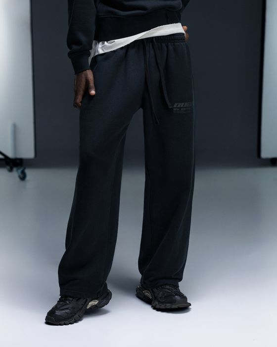 Six Zeros Straight pants ONE faded black