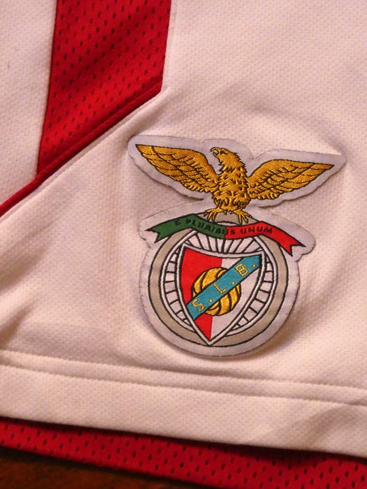 Equipamento Basquetebol Benfica Adidas (Tamanho M) – Original