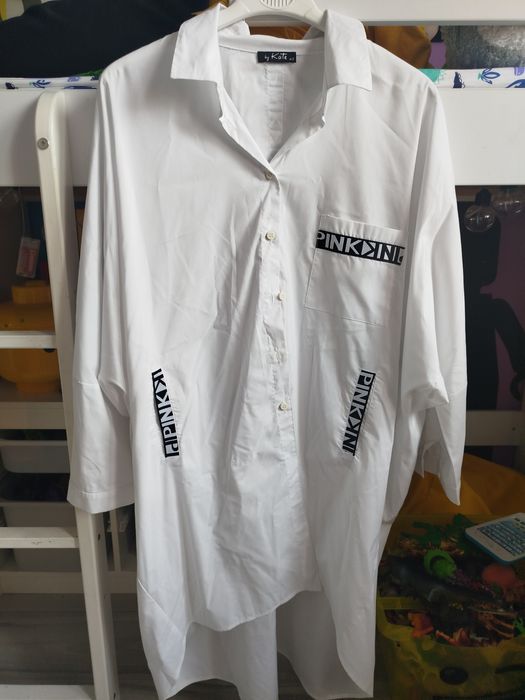 Sukienka koszulowa asymetryczny dół