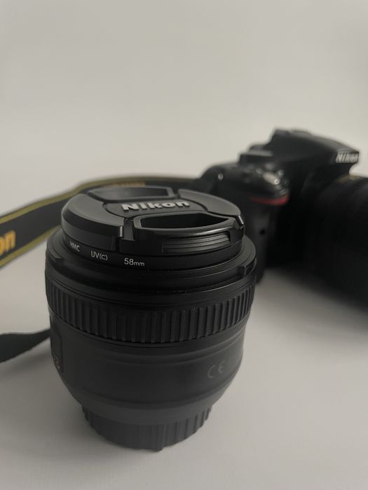 aparat lustrzanka Nikon D5200 + obiektyw i pilot zdalnego sterowania