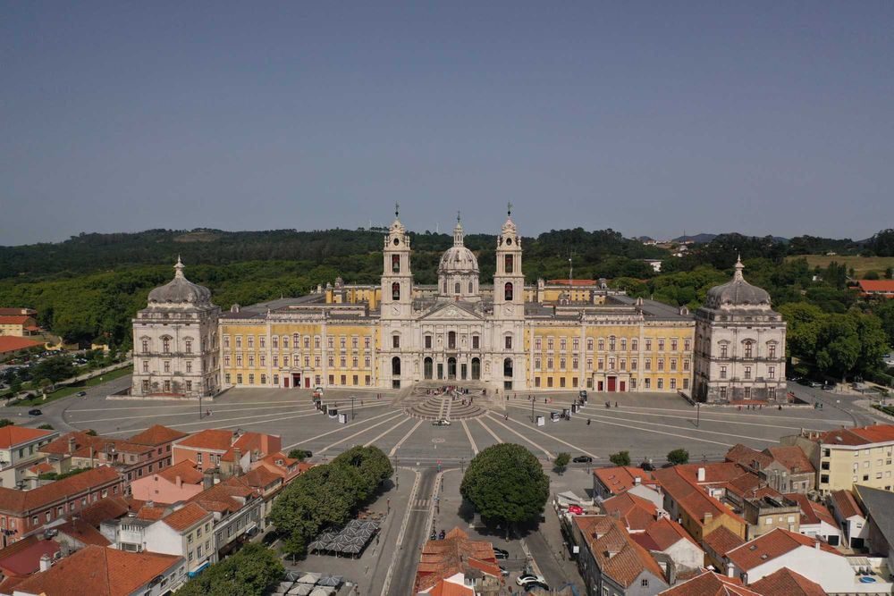Imagens aéreas vídeo + foto