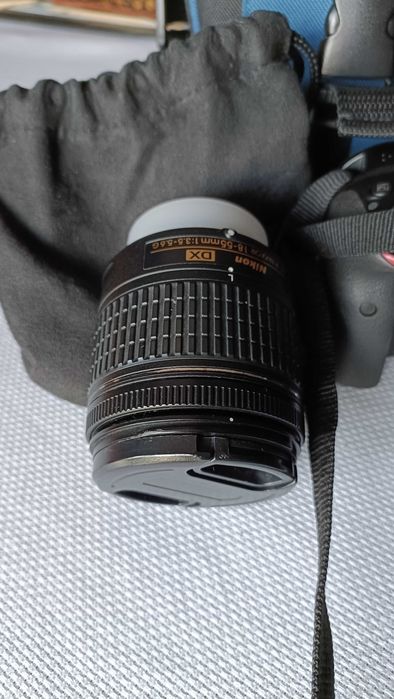 Nikon D3400 + AF-P DX 18-55mm f/3.5-5.6G VR + 50mm AF-S f/1.8G