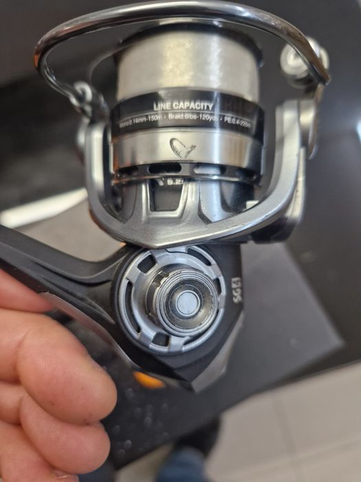 Cana de pesca e carreto spining