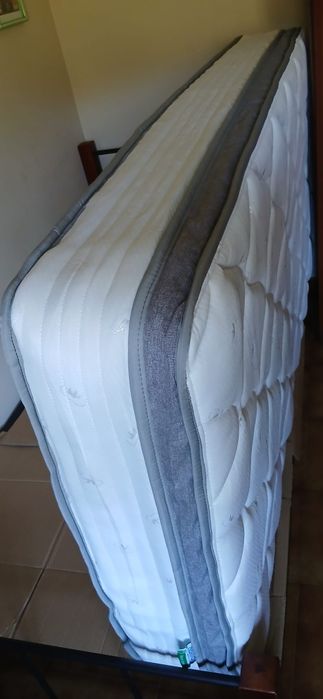 Colchão de solteiro 190x90 e altura 20cm