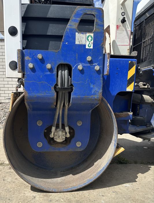 Продам дорожній каток