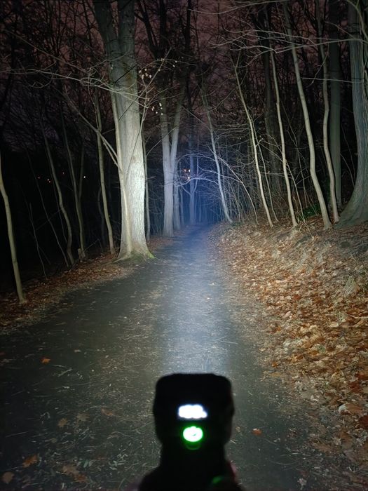 Super mocna LED lampa rowerowa przednia z klaksonem.