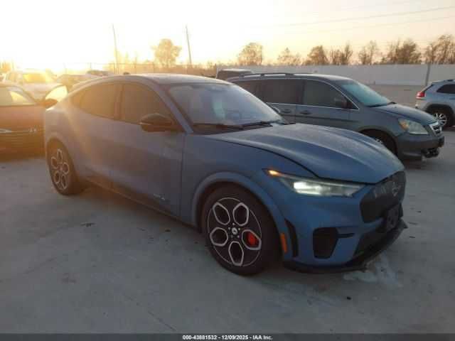 Ford Mustang Mach-e GT 2023 *