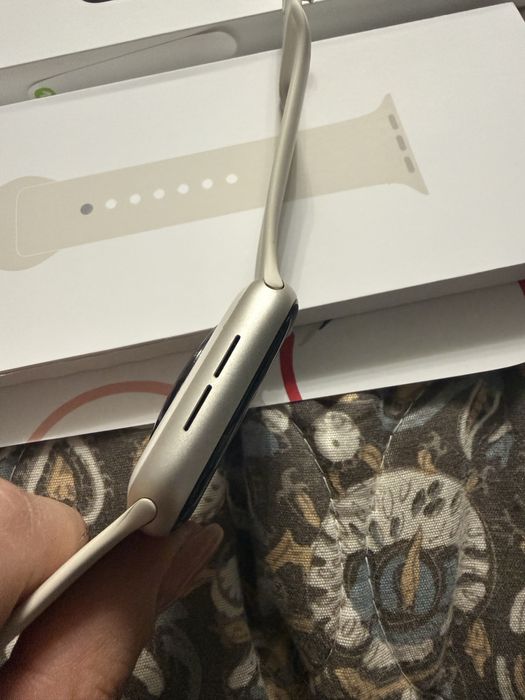 Продам apple watch se