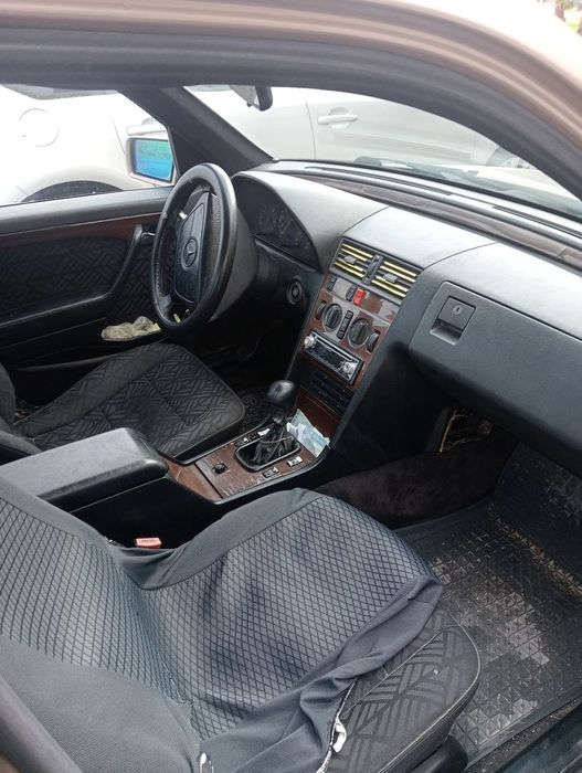 Mercedes-Benz C 200 D Elegance