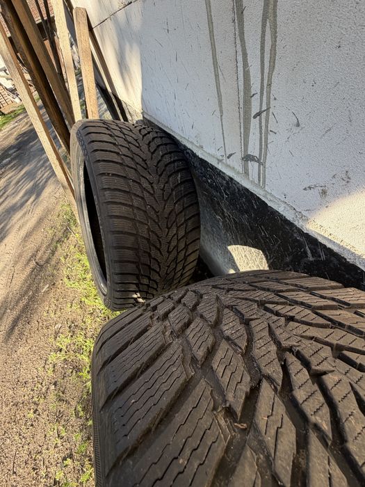 245/40/19 , 275/35/19 NOKIAN 23r Zima