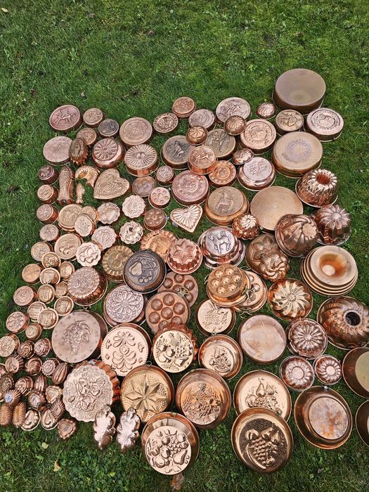 Вінтажні мідні форми.