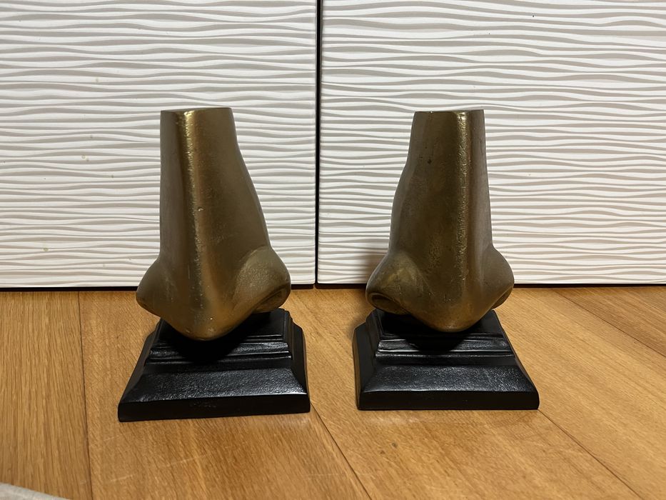 Suporte livros Gato Preto