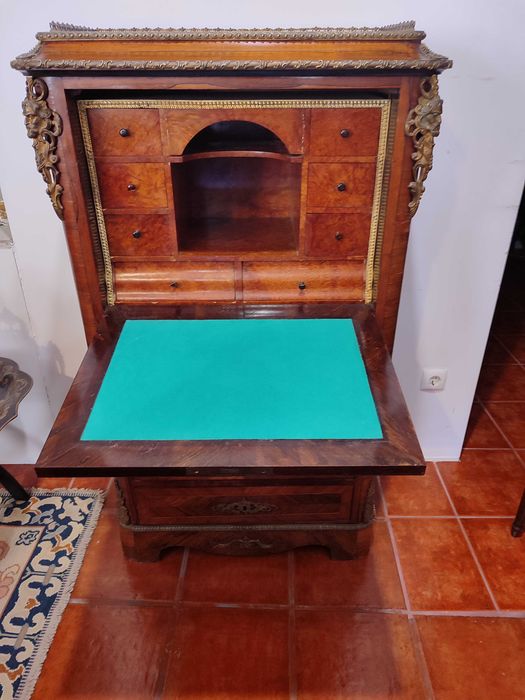 Secretária " Abattant"