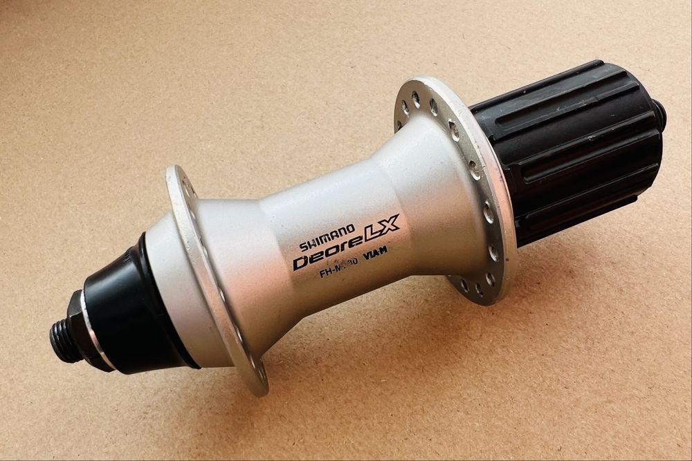 Piasta Tylna SHIMANO DEORE LX FH-M580 32 Szprychy Kaseta 8/9/10s 9x135