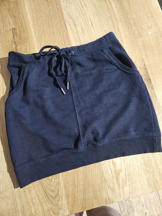 Krótka granatowa spódniczka bershka S