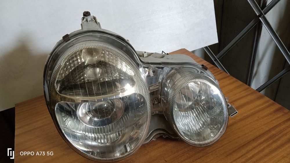Farol Mercedes w210 ótica 1999 direito