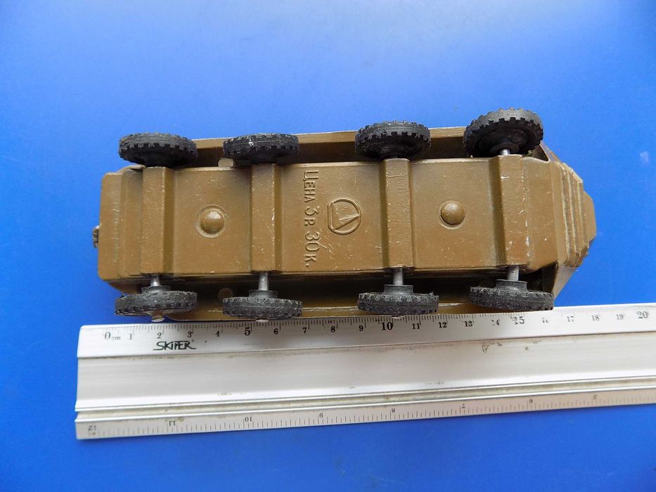 БТР Военная техника сделано в СССР 1:72 металл