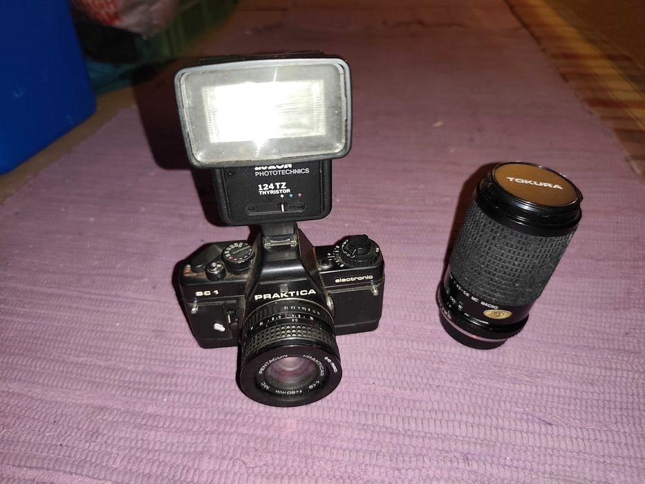 Máquina fotográfica Pratika